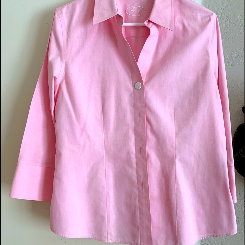 💗Pink non iron blouse with white buttons, very nice fitting💗